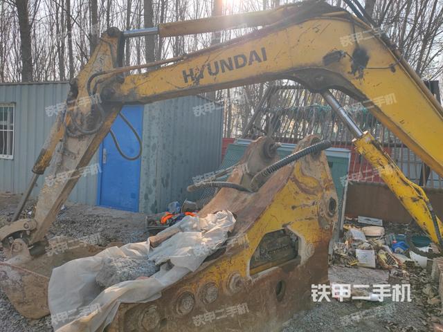 小臂整體右前(工作和回轉(zhuǎn)裝置) 小臂整體右前(工作和回轉(zhuǎn)裝置)