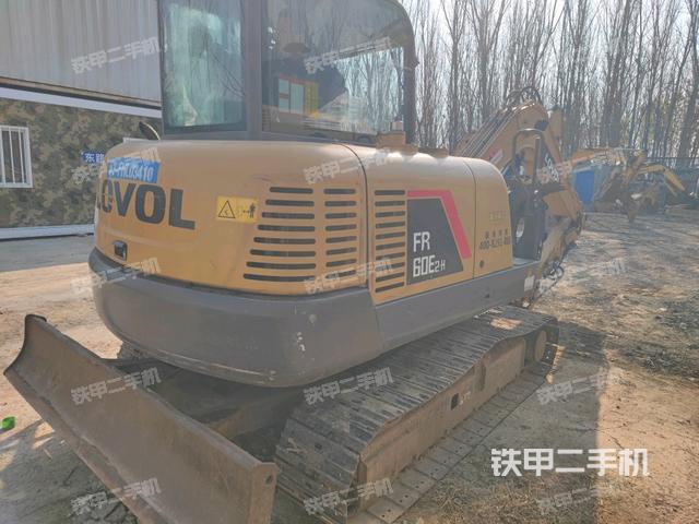 右驅(qū)動(dòng)輪(行走機(jī)構(gòu)) 右驅(qū)動(dòng)輪(行走機(jī)構(gòu))