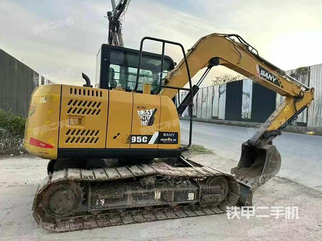 整機右后45°(整機外觀) 整機右后45°(整機外觀)