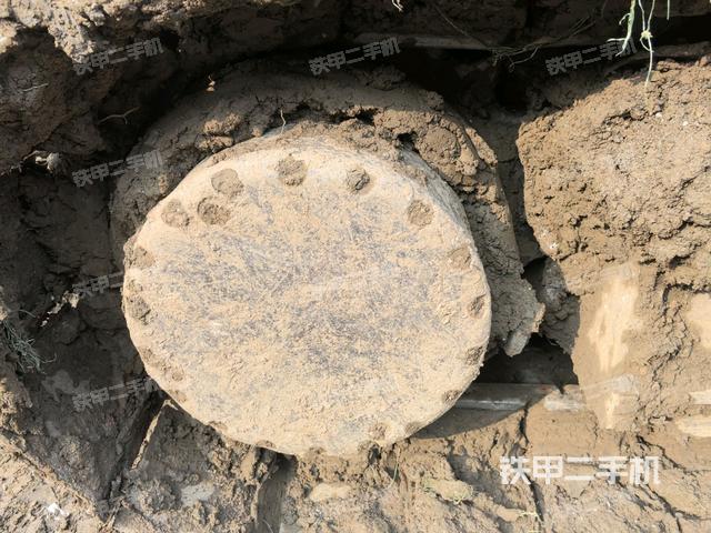 右側(cè)行走馬達蓋板（行走機構(gòu)）