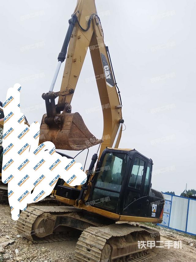 卡特彼勒CAT?318D2 L 小型液壓挖掘機