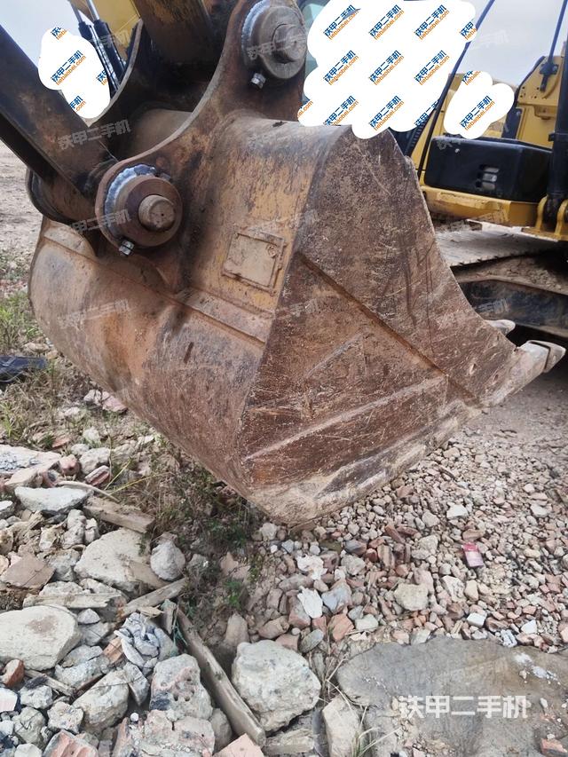 鏟斗右后整體（工作和回轉裝置）