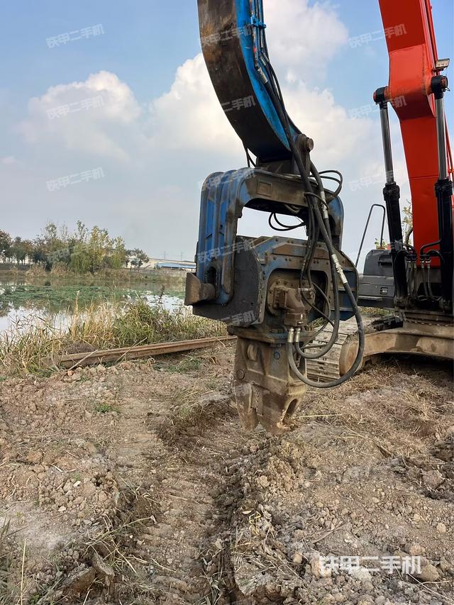 鏟斗45度（工作和回轉(zhuǎn)裝置）