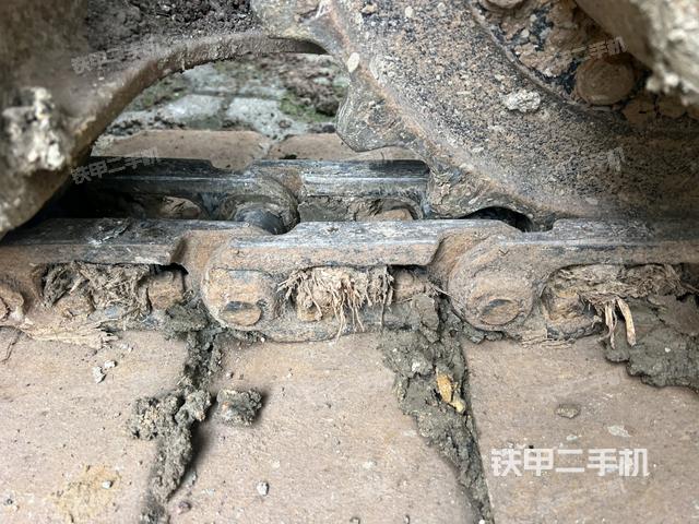 右導向輪(行走機構) 右導向輪(行走機構)