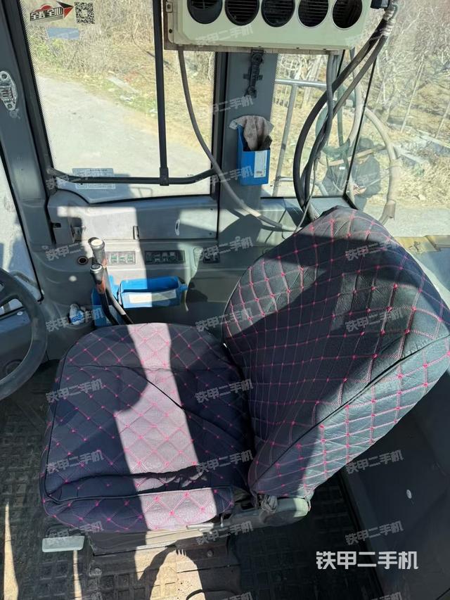 駕駛室工作臺（整機(jī)外觀及大件）