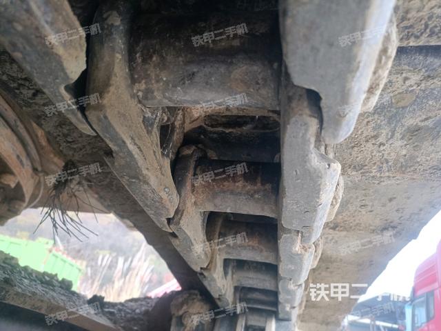右側行走馬達蓋板(行走機構) 右側行走馬達蓋板(行走機構)