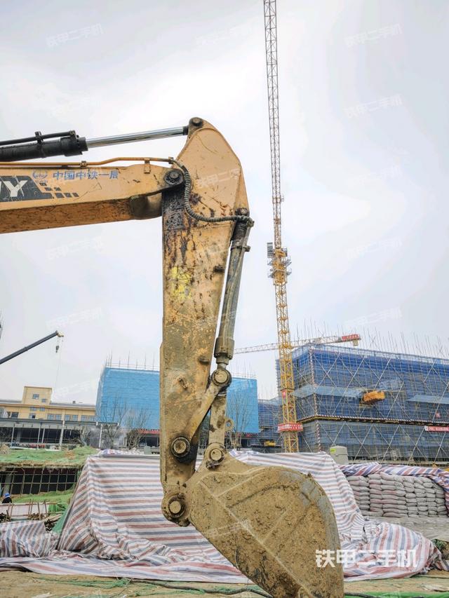 小臂整體右前（工作和回轉(zhuǎn)裝置）