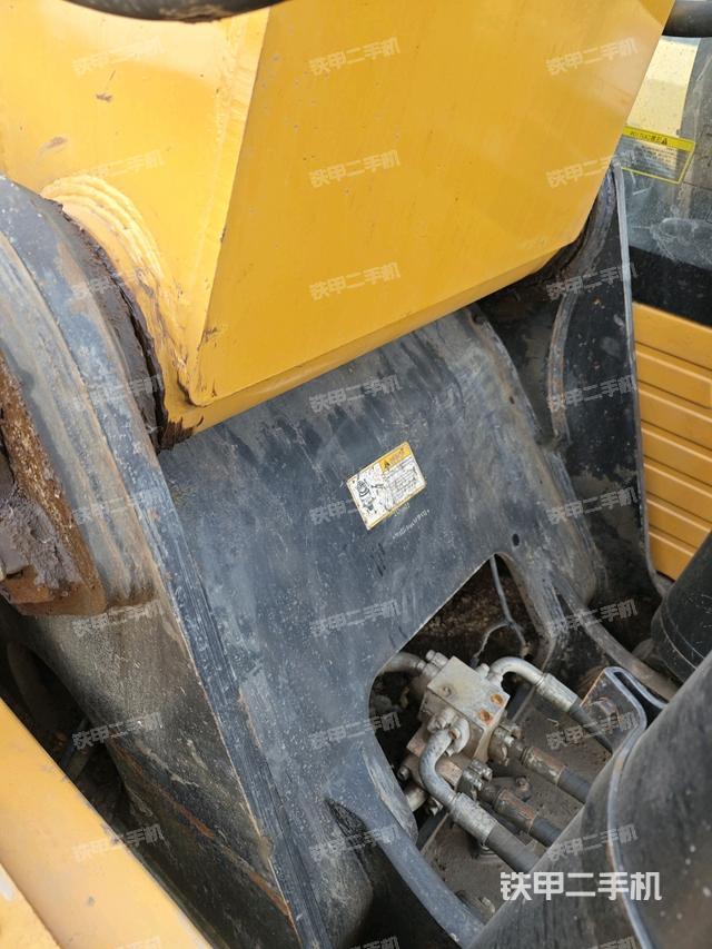 大臂根部?斜視（工作和回轉(zhuǎn)裝置）