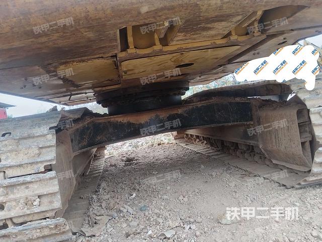 轉盤和下車架正前（工作和回轉裝置）