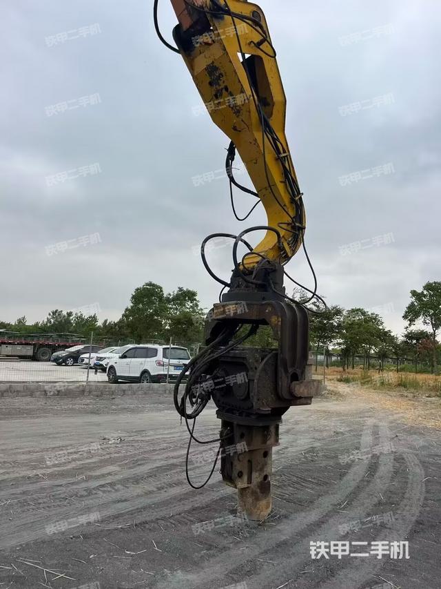 鏟斗45度（工作和回轉(zhuǎn)裝置）