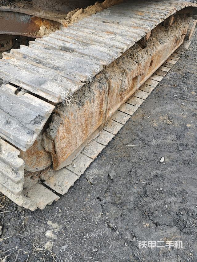 右側(cè)履帶整體（行走機(jī)構(gòu)）