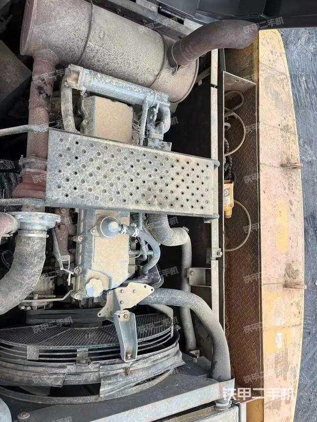 發(fā)動機(jī)室（上車部件）