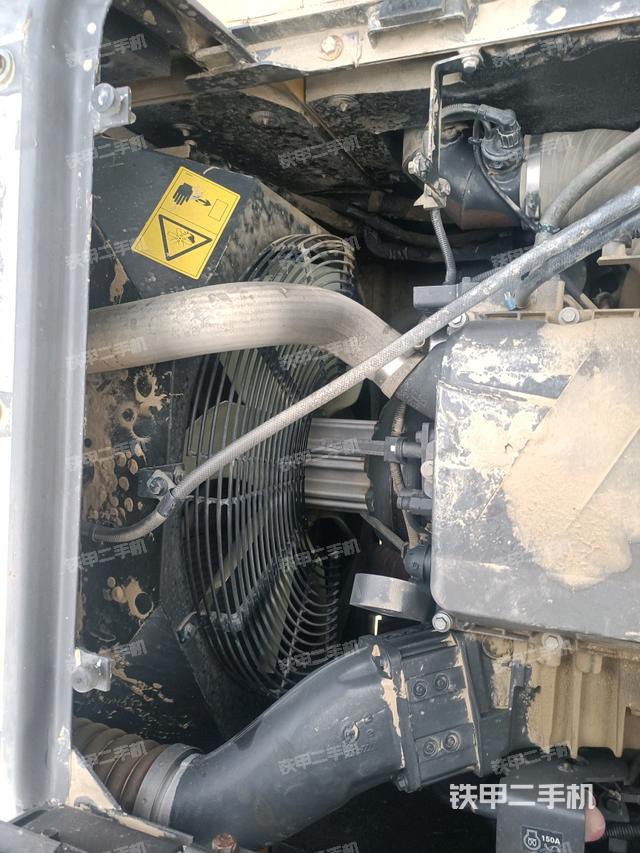 水箱+風扇特寫(上車部件) 水箱+風扇特寫(上車部件)