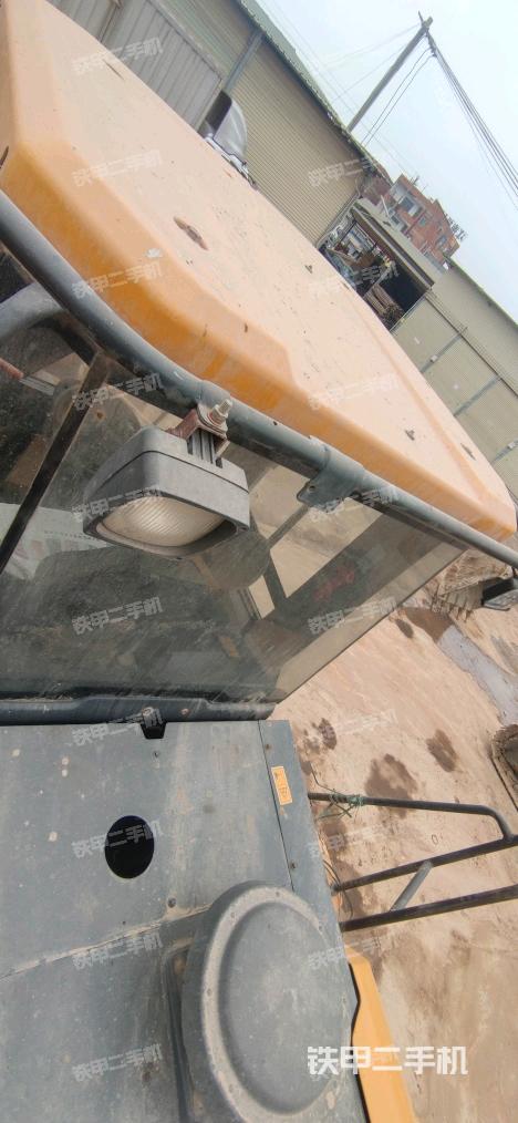 駕駛室頂部 外（駕駛室部分）