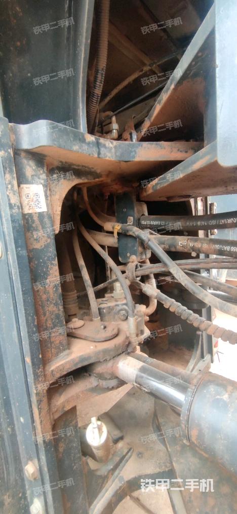 后驅(qū)動橋（液壓/傳動系統(tǒng)）