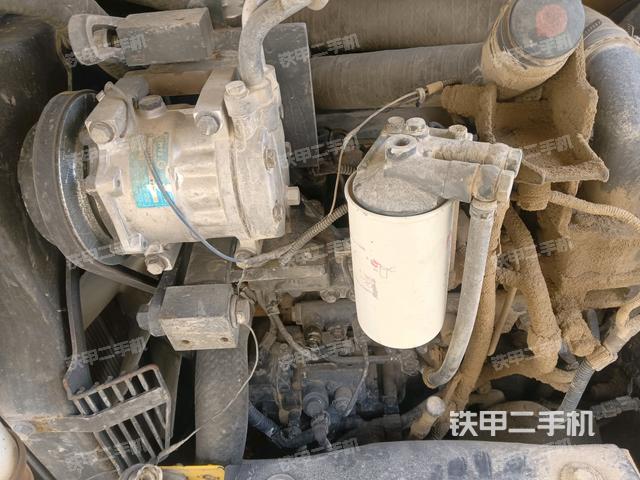 發(fā)動機(jī)整體俯視(整機(jī)外觀) 發(fā)動機(jī)整體俯視(整機(jī)外觀)