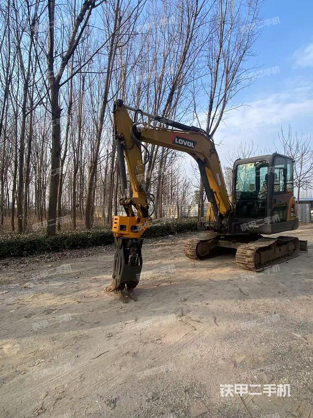 右前45(整機(jī)外觀) 右前45(整機(jī)外觀)