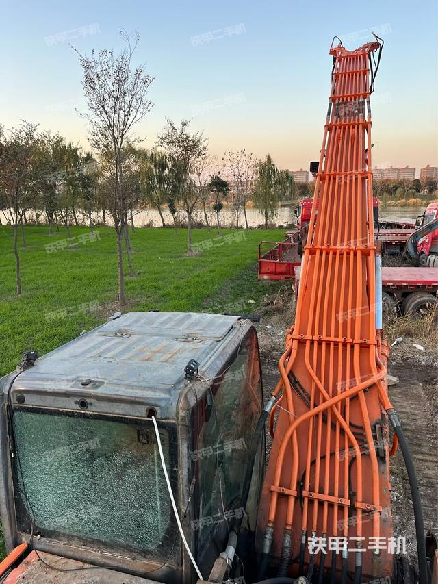 駕駛室頂部俯視(上車部件) 駕駛室頂部俯視(上車部件)