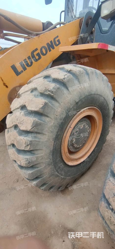 左后輪（行走機構(gòu)）