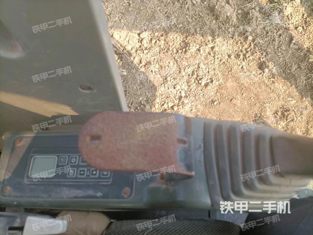 座椅左側(cè)控制臺(tái)/音響/含左手柄（駕駛室部分）