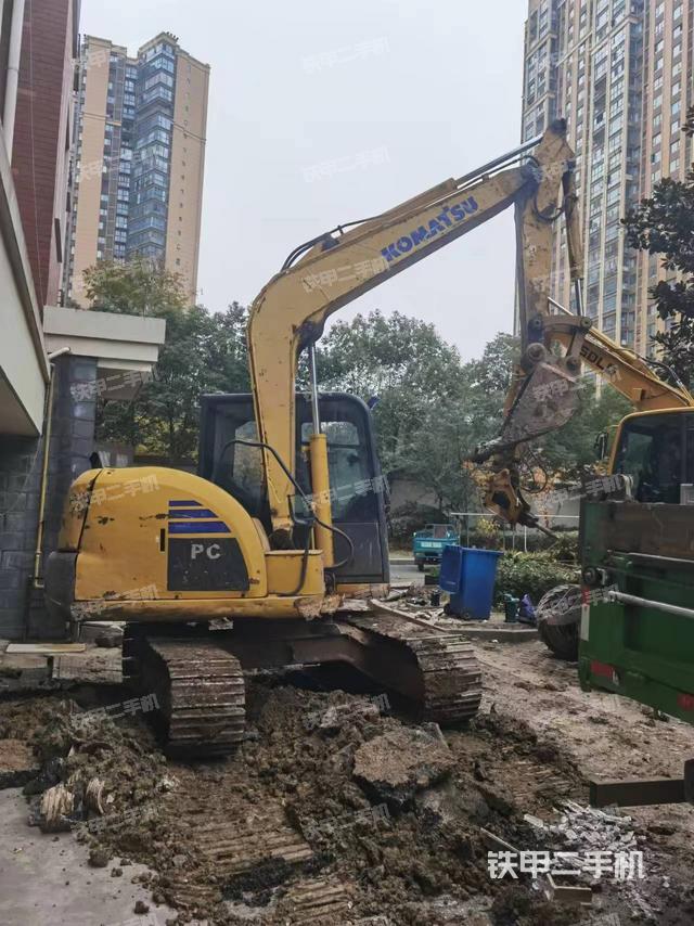 右前45(整機外觀) 右前45(整機外觀)