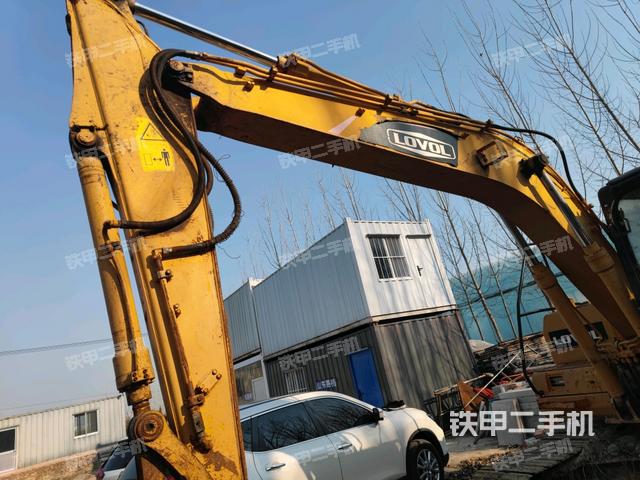 大臂整体 右侧(工作和回转装置) 大臂整体 右侧(工作和回转装置)