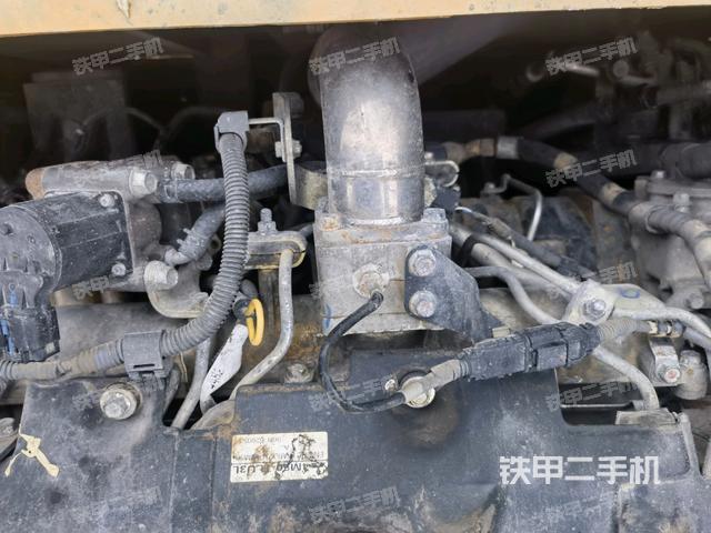 氣門室蓋螺絲特寫(上車部件) 氣門室蓋螺絲特寫(上車部件)