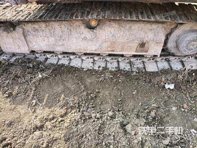 左側(cè)履帶整體?（行走機(jī)構(gòu)）