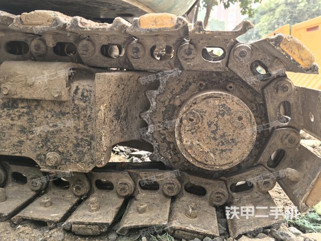 左驅(qū)動輪（行走機構）