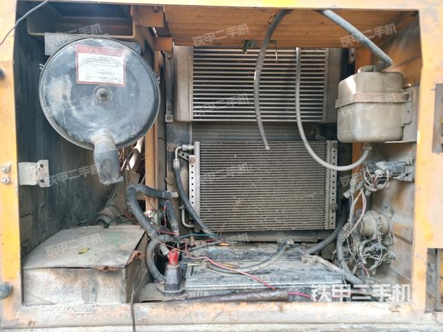 散熱器正面（大件艙室）