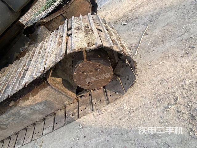 左驅(qū)動(dòng)輪(行走機(jī)構(gòu)) 左驅(qū)動(dòng)輪(行走機(jī)構(gòu))