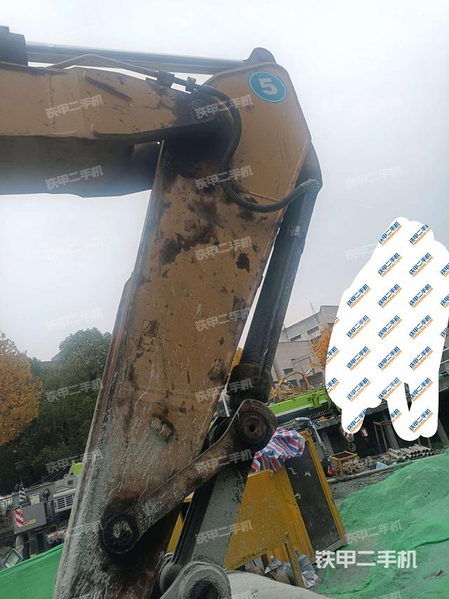 小臂整體右前（工作和回轉(zhuǎn)裝置）