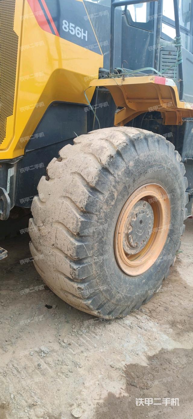 右后輪（行走機構(gòu)）