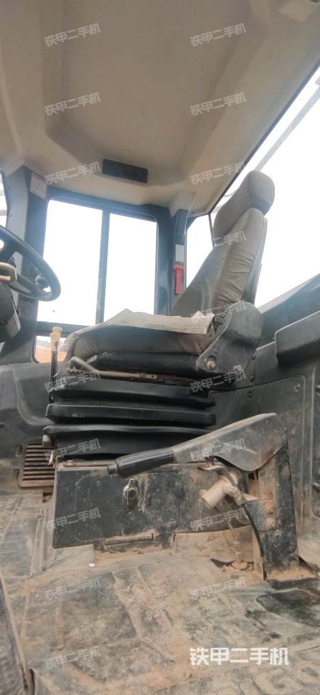 前擋風(fēng)玻璃標(biāo) （駕駛室部分）