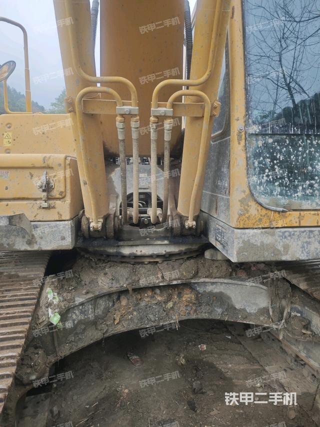 大臂根部?斜視（工作和回轉(zhuǎn)裝置）