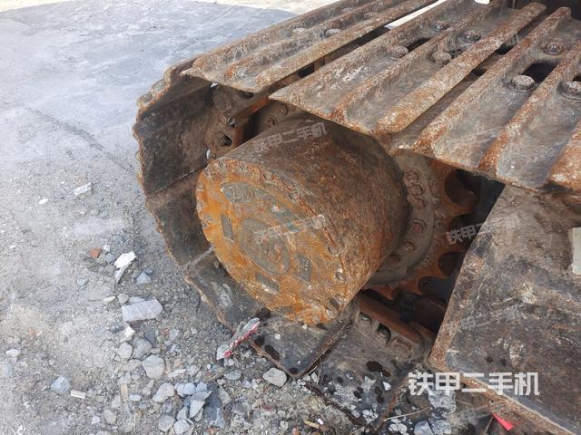 右驅(qū)動(dòng)輪(行走機(jī)構(gòu)) 右驅(qū)動(dòng)輪(行走機(jī)構(gòu))
