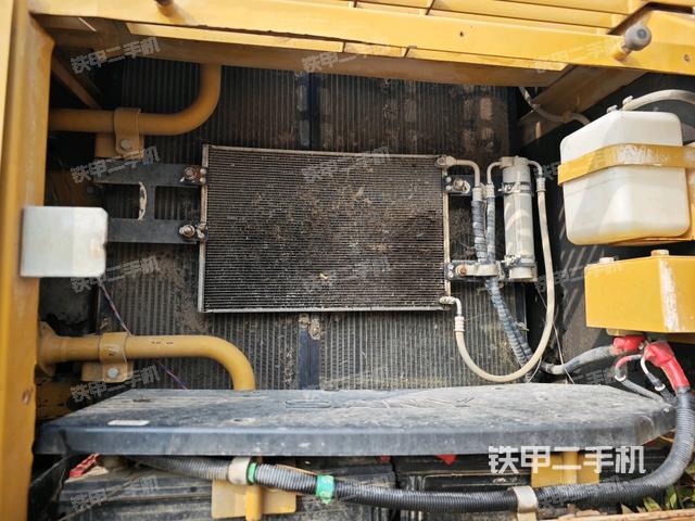 散熱器正面（大件艙室）