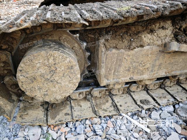 右側(cè)履帶整體（行走機(jī)構(gòu)）