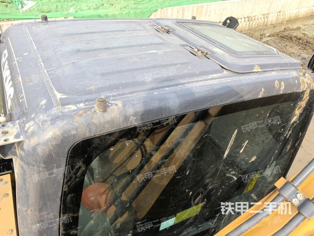 駕駛室頂部俯視（上車部件）