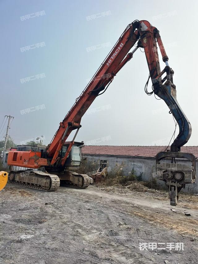 右前45(整機(jī)外觀) 右前45(整機(jī)外觀)