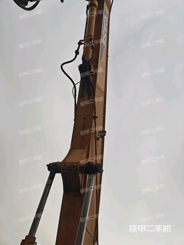 大臂整體?右側(cè)（工作和回轉(zhuǎn)裝置）