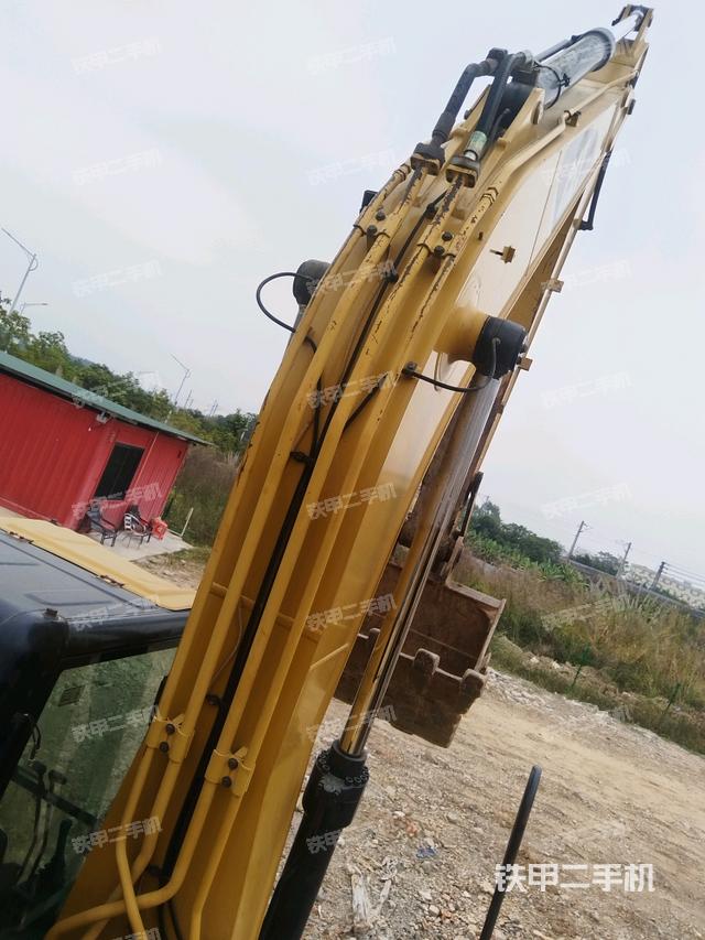 大臂背部俯視（工作和回轉裝置）