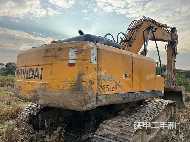 整機右后45°(整機外觀) 整機右后45°(整機外觀)
