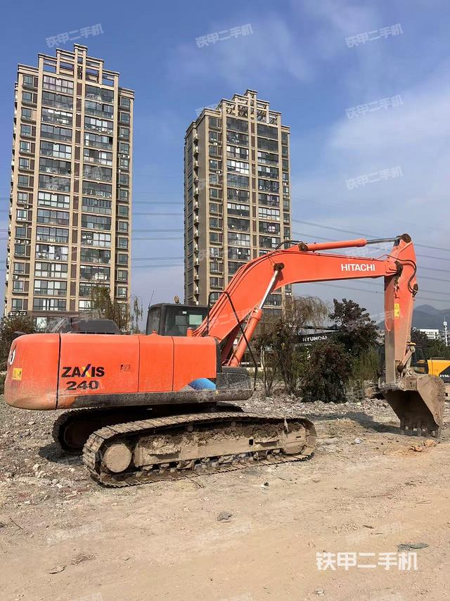 整機右后45°（整機外觀）