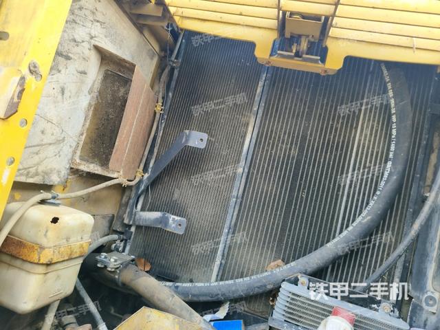 散熱器室(大件艙室) 散熱器室(大件艙室)