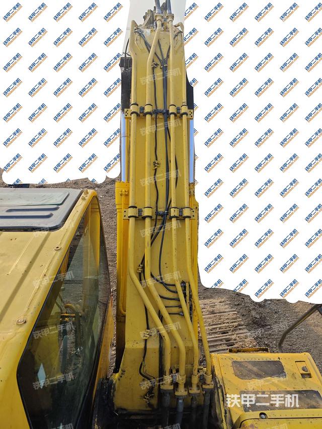 大臂背部俯視（工作和回轉裝置）