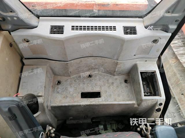 座椅后部(駕駛室部分) 座椅后部(駕駛室部分)