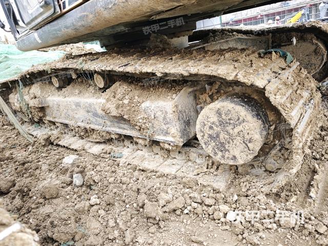 左側(cè)履帶整體?（行走機(jī)構(gòu)）