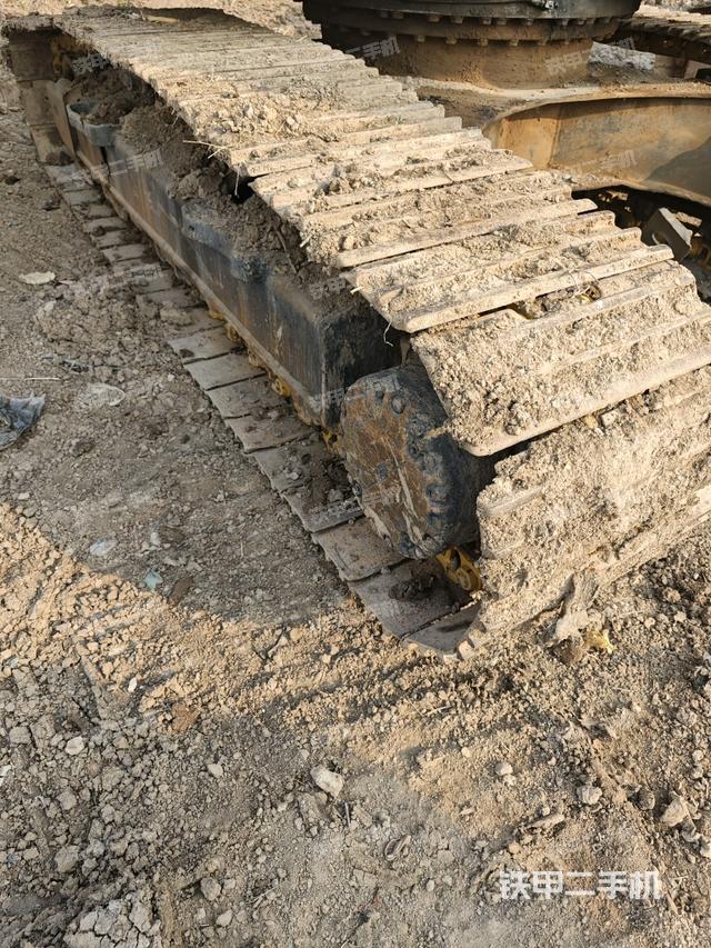 左側履帶整體?（行走機構）