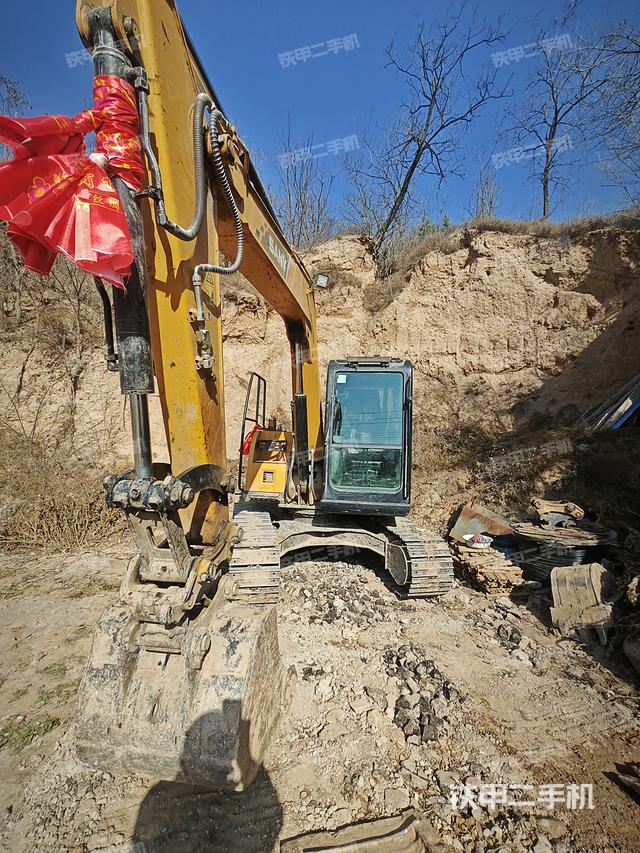 駕駛室頂部（整機(jī)外觀）